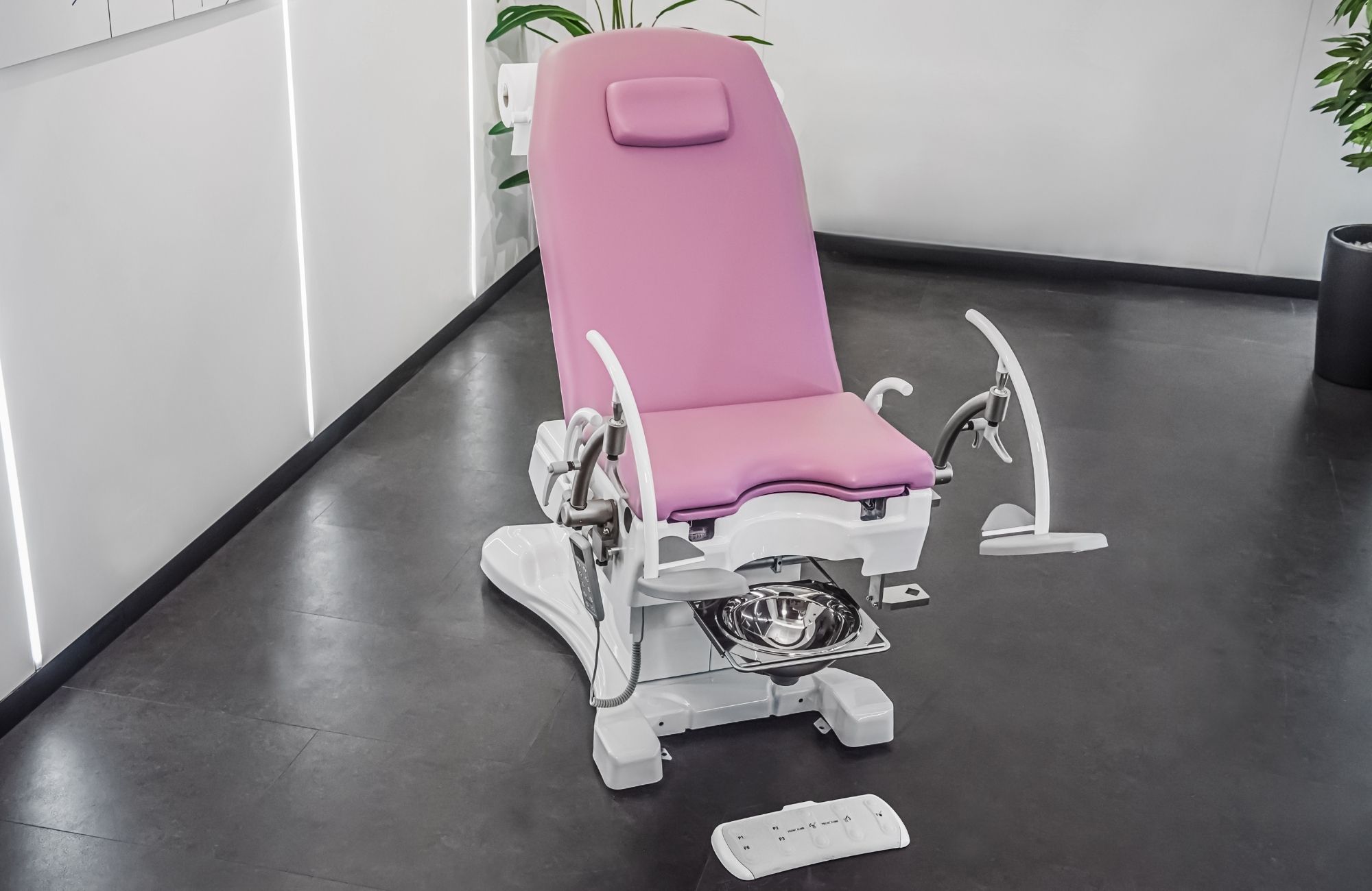 ALMA URO POLTRONE MEDICALI PER L'UROLOGIA - TECNOCARE