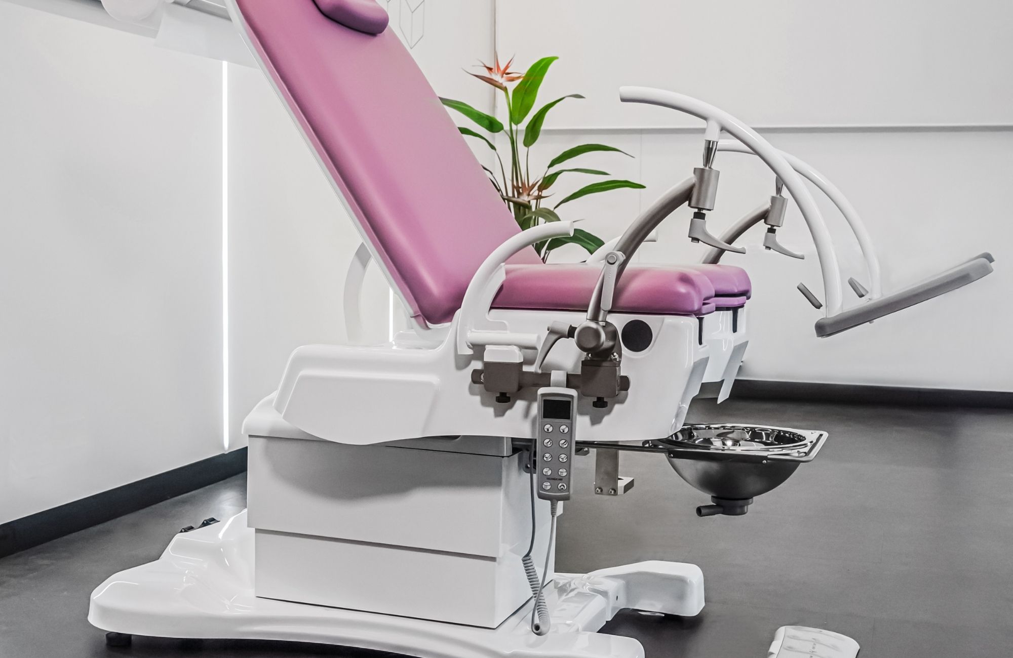ALMA URO POLTRONE MEDICALI PER L'UROLOGIA - TECNOCARE