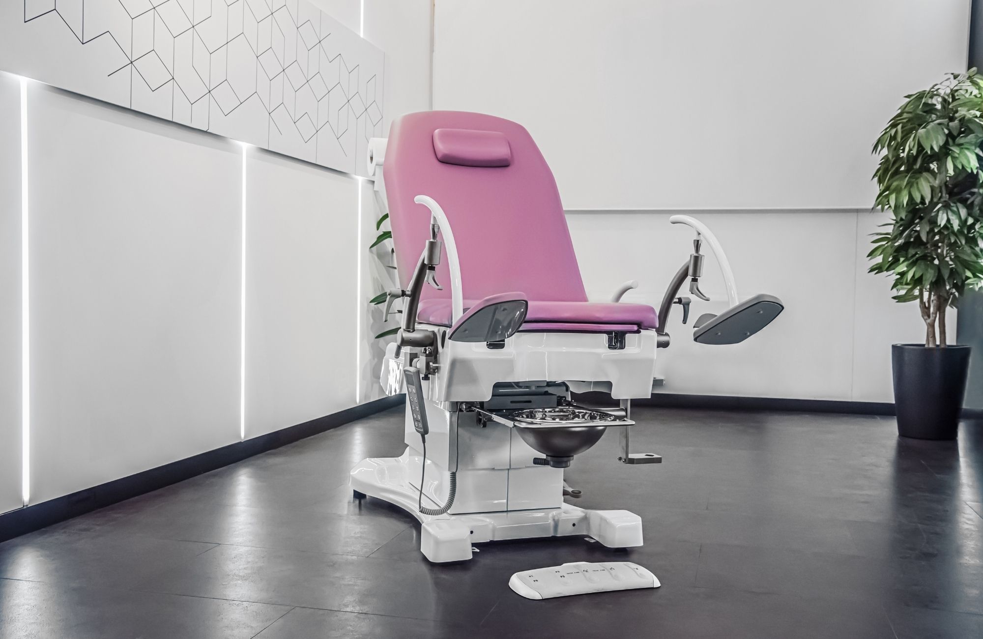 ALMA URO POLTRONE MEDICALI PER L'UROLOGIA - TECNOCARE